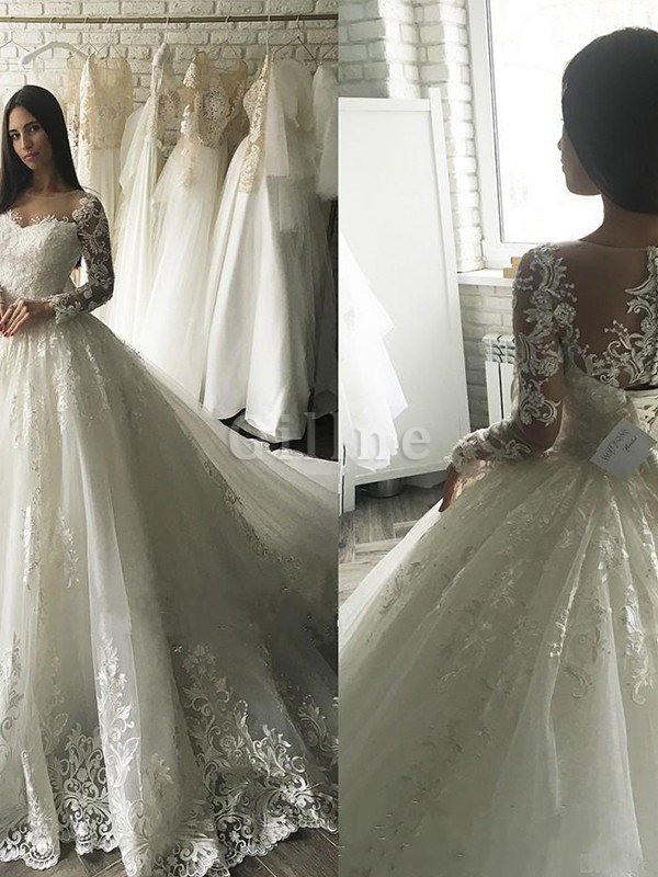 Zauberhaft Anständiges Festliches Brautkleid aus Tüll mit Plissierungen