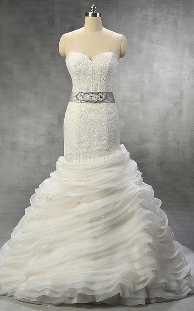 Herz-Ausschnitt Spitze Ärmelloses Brautkleid mit Bordüre mit gekappten Ärmeln