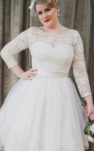 Spitze Romantisches Einfaches Brautkleid mit Knöpfen mit Juwel Ausschnitt