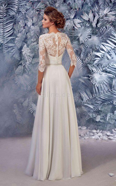 A Linie gekerbter Ausschnitt Elegantes Brautkleid mit Knöpfen mit Applike