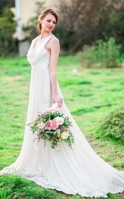Chiffon Klassisches Beach Stil Attraktives Brautkleid mit Bordüre