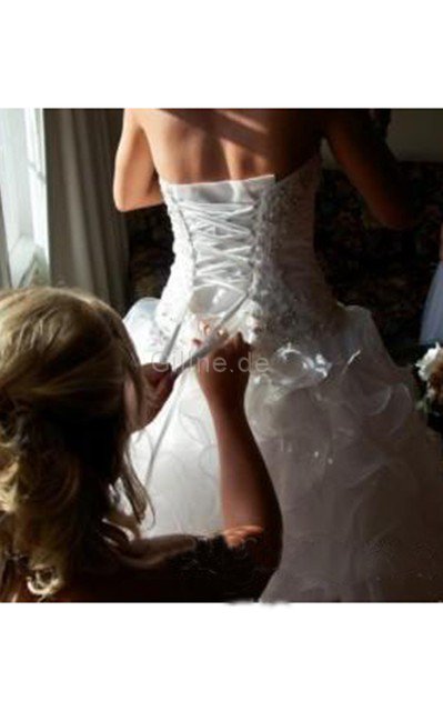 Herz-Ausschnitt Bodenlanges Stilvolles Brautkleid mit Rüschen mit Rücken Schnürung
