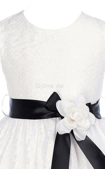 Empire Taille Schaufel-Ausschnitt A-Linie Spitze Wadenlanges Blumenmädchenkleid
