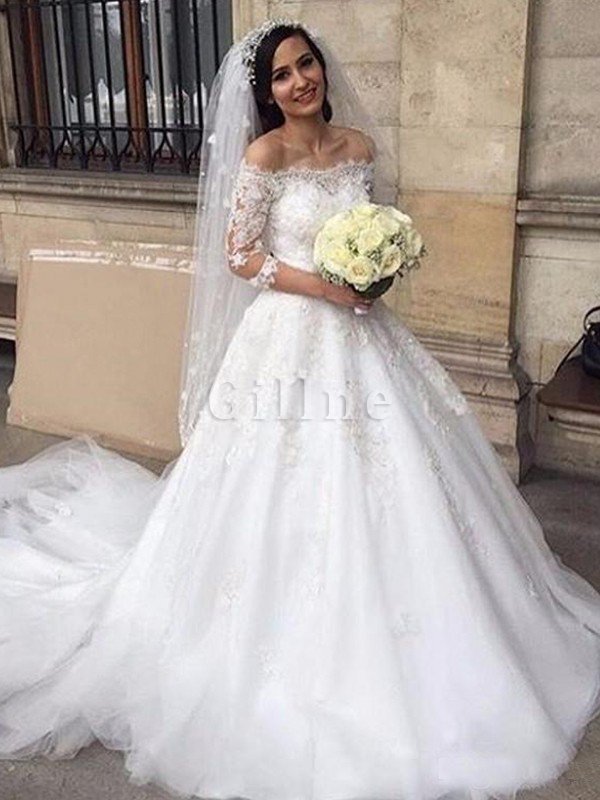 Kapelle Schleppe Plissiertes Ausgezeichnet Romantisches Brautkleid aus Tüll