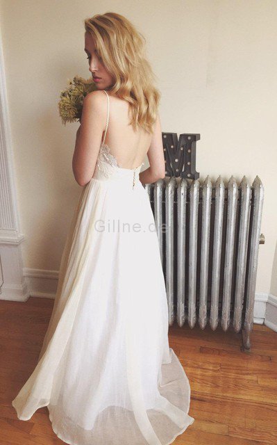 Chiffon Rückenfreies Glamouröses Schlichtes Brautkleid mit Applike