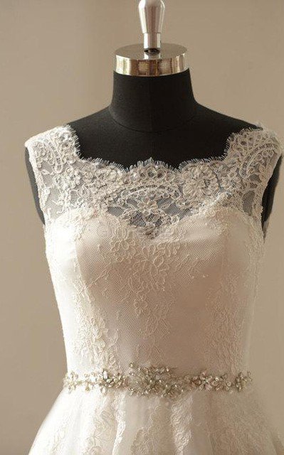 Ärmelloses Boot-Ausschnitt Vintage A-Line Luxus Brautkleid