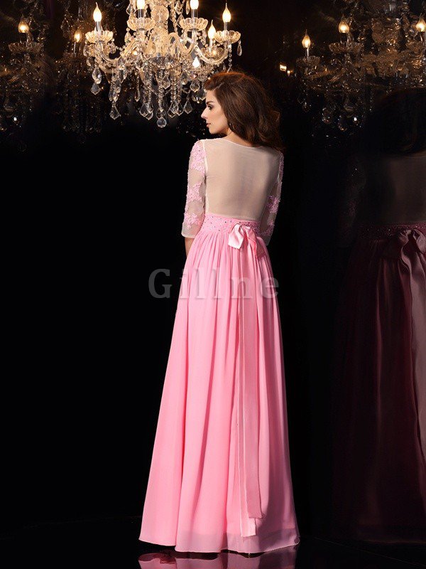 Prinzessin Empire Taille Schaufel-Ausschnitt Bodenlanges Abendkleid mit Applike