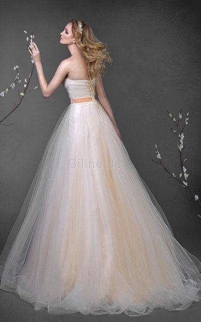 Tüll Ärmelloses A-Line Brautkleid mit Blume mit Rücken Schnürung