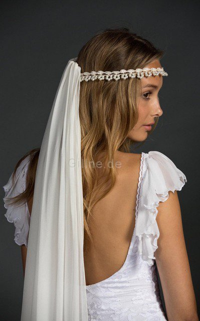 Natürliche Taile V-Ausschnitt Sexy Extravagantes Brautkleid mit Rüschen