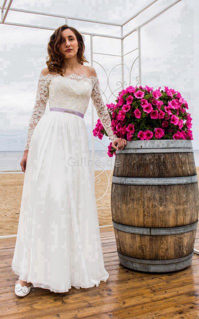 Beach Stil Spitze Brautkleid mit Knöpfen mit Schmetterlingsknoten