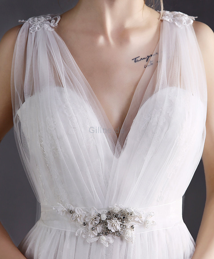 Anmutig Zeitloses Outdoor Reißverschluss Brautkleid mit Kristall