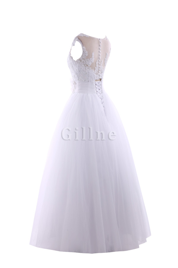 Perlenbesetztes Etui Ausgefallenes Luxus Brautkleid mit Kristall Blumen Pin