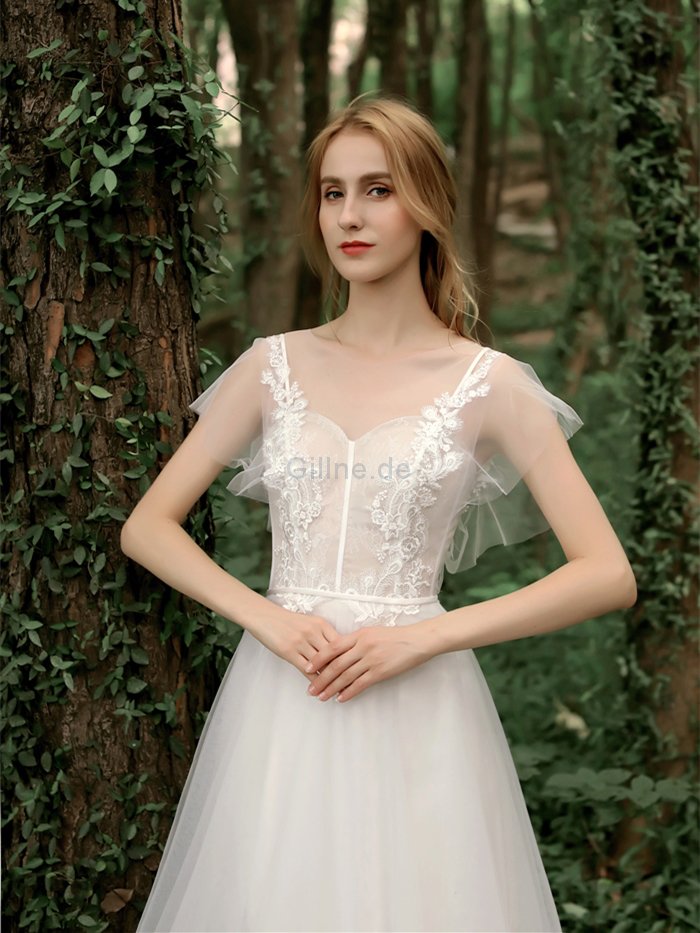 Zauberhaft Herz-Ausschnitt Outdoor Sweep Zug Brautkleid aus Tüll
