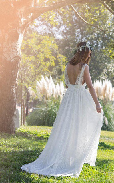 Ärmellos V-Ausschnitt Plissiertes A-Line Einfaches Brautkleid